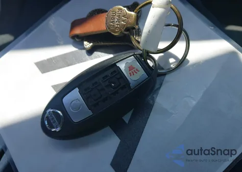 2017 Nissan Pathfinder Sv z USA, uszkodzony, nr VIN 5N1DR2MM5HC663568